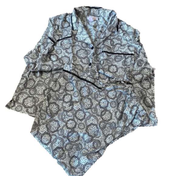 Oscar de la Renta Sleepwear Other - NWOT Oscar de la Renta pjs